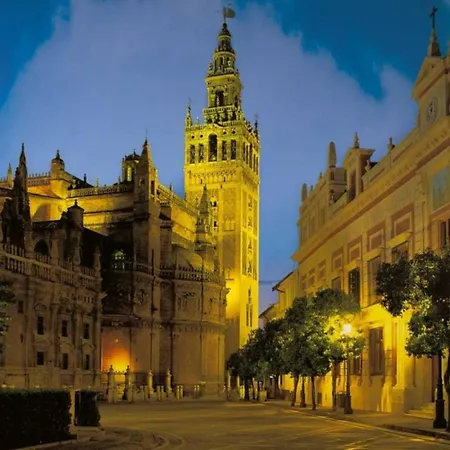 Appartamento Ad1b Arenal 3br Apartment, 250 Mtrs From Cathedral