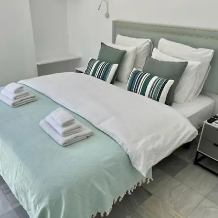 Appartamento Ad1b Arenal 3br Apartment, 250 Mtrs From Cathedral *